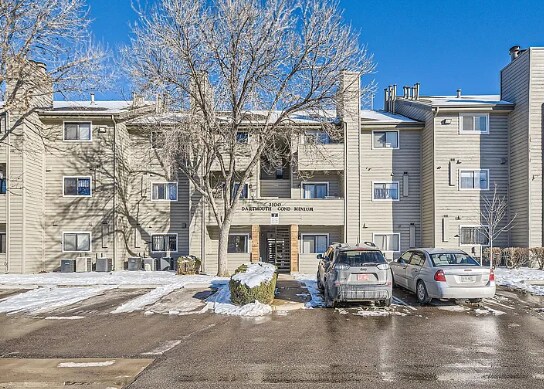 3100 S Federal Blvd, Unit 212 in Denver, CO - Building Photo