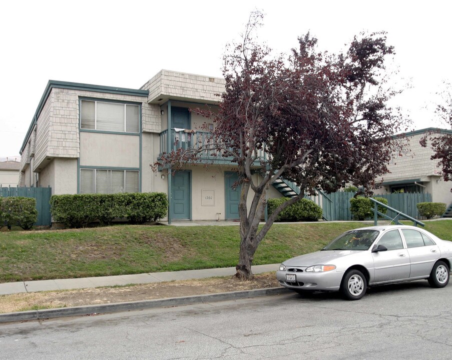 1260 Quincy Dr in San Jose, CA - Foto de edificio