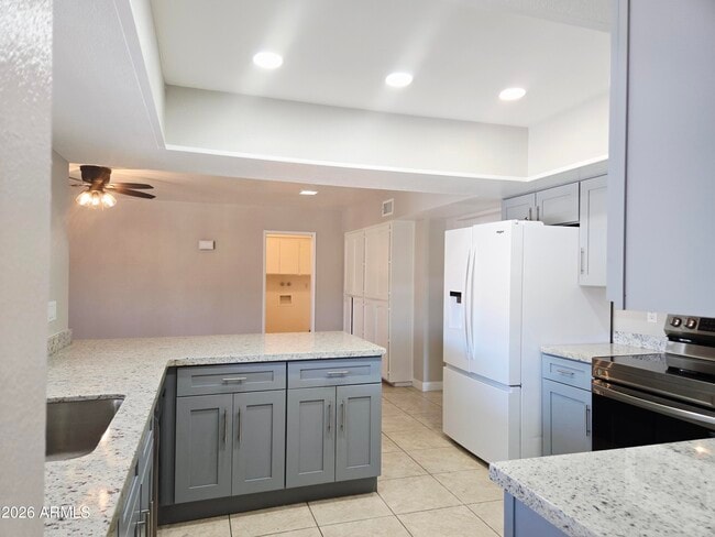 5132 W Las Palmaritas Dr in Glendale, AZ - Foto de edificio - Building Photo