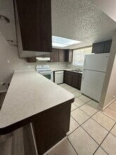 8085 Omaha Cir in Spring Hill, FL - Building Photo - Building Photo