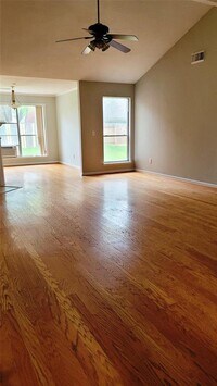 18046 Berry Branch Dr photo'