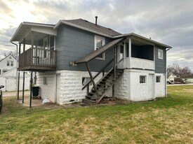 3204 Bartlett St in Parkersburg, WV - Building Photo