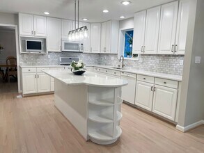 2510 Heatherwood Ct in Adelphi, MD - Building Photo - Building Photo
