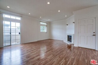 1034 S Shenandoah St in Los Angeles, CA - Building Photo - Building Photo