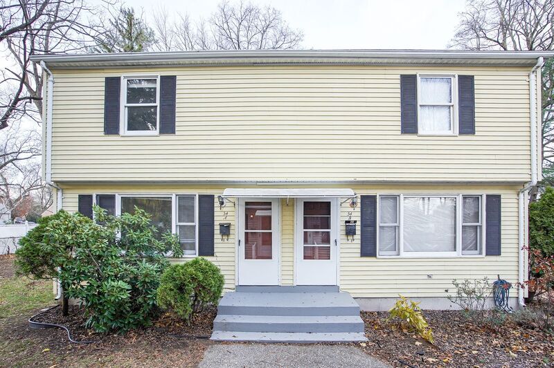 52 Price St in Springfield, MA - Building Photo