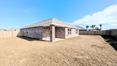 9294 Tara Cir in Milton, FL - Building Photo - Building Photo