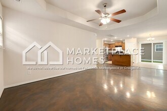 4481 W Pecan St in Fayetteville, AR - Building Photo - Building Photo