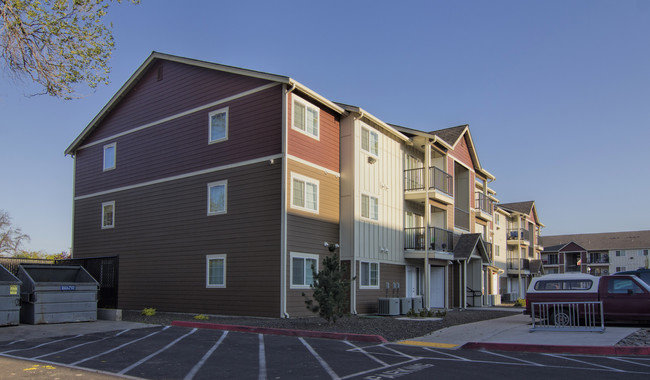 Sagewood Apartments in Yakima, WA - Building Photo - Building Photo