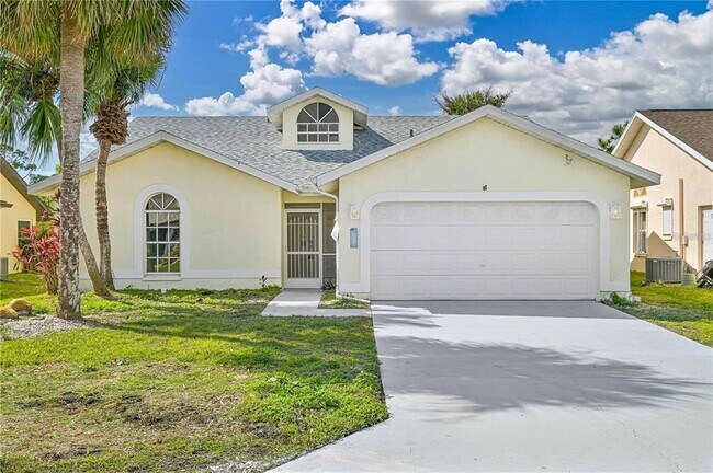 3832 Sabal Springs Blvd in North Fort Myers, FL - Building Photo - Building Photo