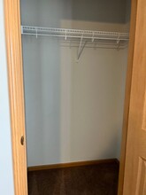 1806 Dainesway Dr in Valparaiso, IN - Building Photo - Building Photo