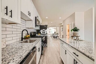 2764 The Alameda in Baltimore, MD - Building Photo - Building Photo