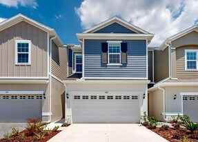 1342 Flatwood St in St. Cloud, FL - Building Photo