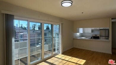 1212 Arapahoe St in Los Angeles, CA - Building Photo - Building Photo