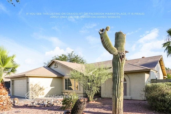 8226 W Larkspur Dr in Peoria, AZ - Foto de edificio - Building Photo