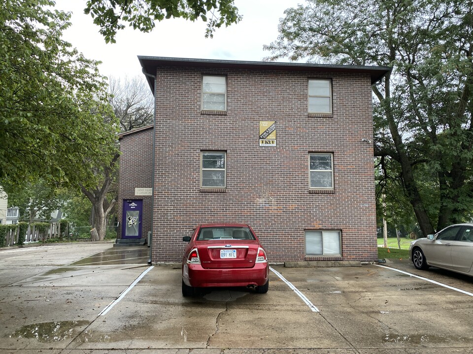 1230 Claflin Rd, Unit # 6 in Manhattan, KS - Foto de edificio