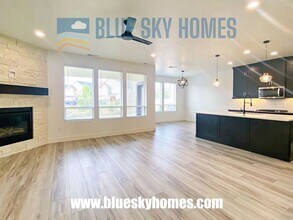 1836 E Knobcone Dr in Meridian, ID - Building Photo - Building Photo