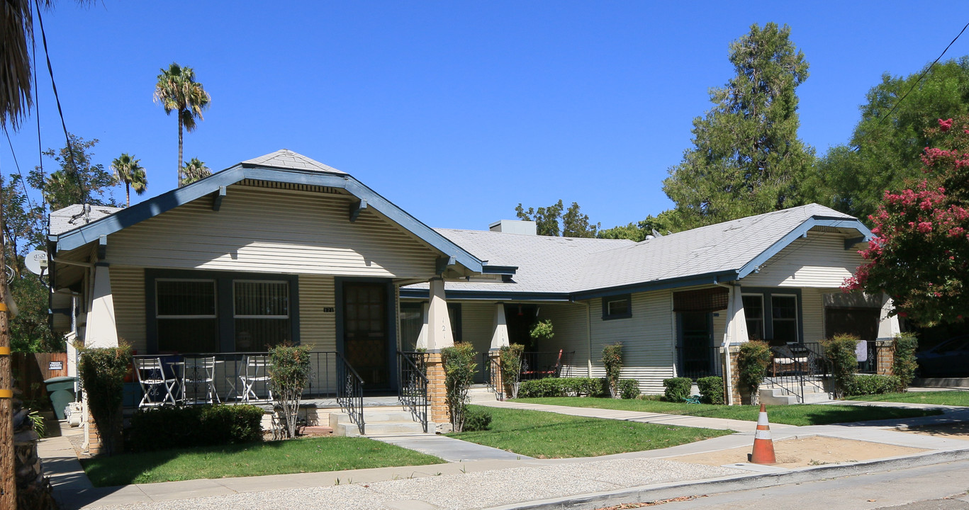 117 W 12th St in Tracy, CA - Building Photo