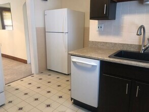 129 Hamilton Dr, Unit Upper Apt. in Buffalo, NY - Building Photo - Building Photo