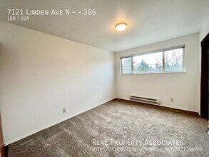 7121 Linden Ave N in Seattle, WA - Building Photo - Building Photo
