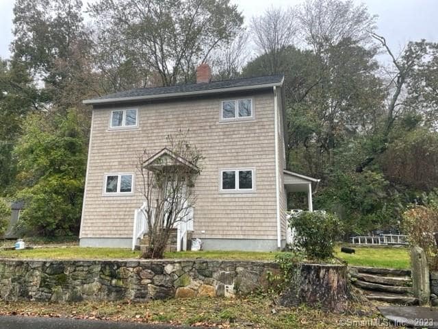 322 Portland Ave in Ridgefield, CT - Building Photo - Building Photo