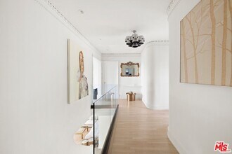 6650 Whitley Terrace in Los Angeles, CA - Building Photo - Building Photo