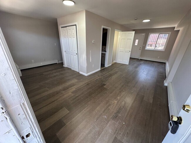 18932 113th Rd in Queens, NY - Building Photo - Building Photo