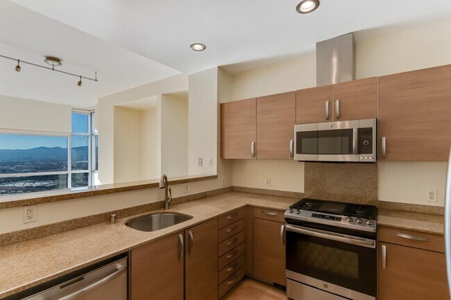 1 CA-1 in South San Francisco, CA - Building Photo - Building Photo