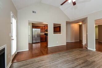 62 Beaver Pointe in Villa Rica, GA - Building Photo - Building Photo