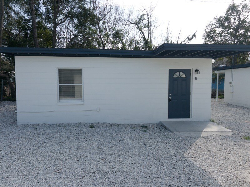 139 W 8th St in Apopka, FL - Building Photo