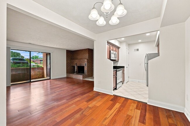 property at 104 Turtle Creek Rd