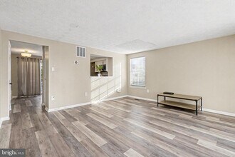 1713 Chesterfield Square in Bel Air, MD - Building Photo - Building Photo