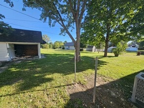 309 E Mayfair Ln in Hartford City, IN - Building Photo - Building Photo