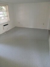 521 Magnolia Ave, Unit C in Palm Harbor, FL - Building Photo - Building Photo