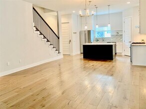 4012 Manifest Ln in Austin, TX - Building Photo - Building Photo