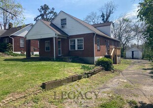 1606 Sharpe Ave in Nashville, TN - Building Photo - Building Photo