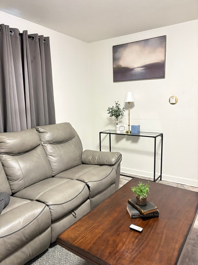 313 Hixson Ave, Unit #313 A in Syracuse, NY - Building Photo - Building Photo