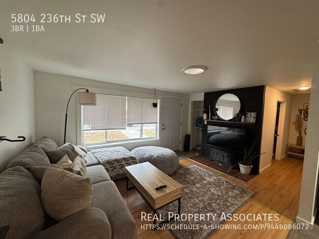 5804 236th St SW in Mountlake Terrace, WA - Building Photo - Building Photo