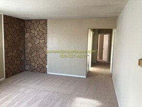 2320 E 16th St in Farmington, NM - Building Photo - Building Photo