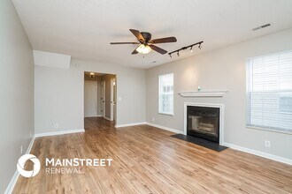 4019 Farmingham Woods Dr in Nashville, TN - Building Photo - Building Photo