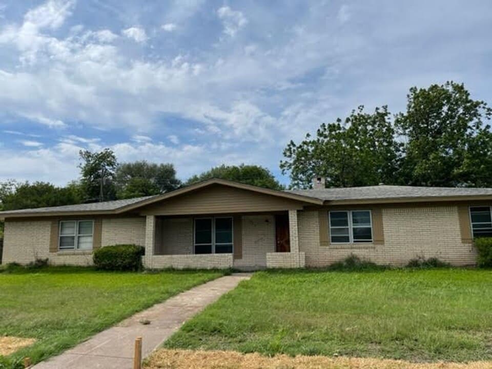 907 Susan St in Robinson, TX - Building Photo