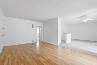 3735 Mentone Ave in Los Angeles, CA - Foto de edificio - Building Photo