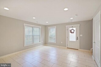 22413 Verde Gate Terrace in Brambleton, VA - Building Photo - Building Photo