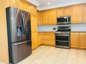 2833 Cedar Wood Pl in Thousand Oaks, CA - Building Photo - Building Photo
