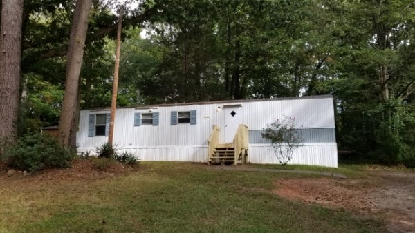 property at 6013 Briarwood Dr