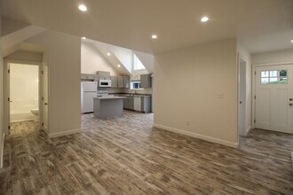 1117-1119 6th St NW in Salem, OR - Building Photo - Building Photo