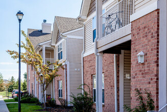 Bayberry Place Apartments in Brownsburg, IN - Foto de edificio - Building Photo