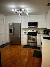 1111 Sorrento Dr in Weston, FL - Building Photo - Building Photo