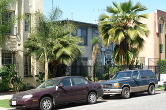 333 S Gramercy Pl in Los Angeles, CA - Building Photo - Building Photo