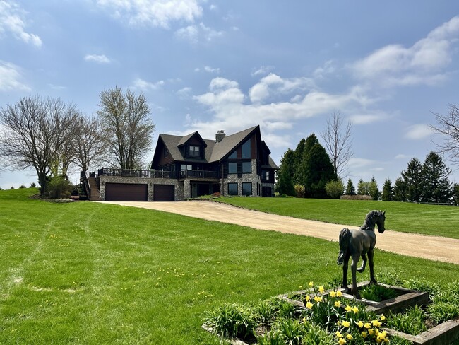 property at 3N065 Anderson Rd
