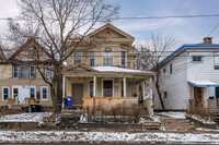 1104 Butternut St in Syracuse, NY - Foto de edificio - Building Photo